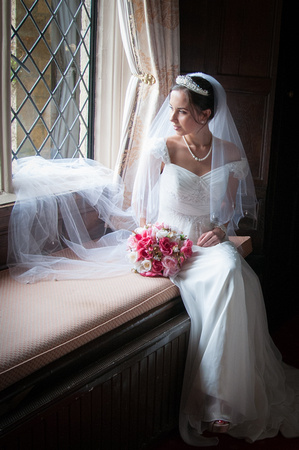 Beautiful Traditional Bridal Portraits in Kent